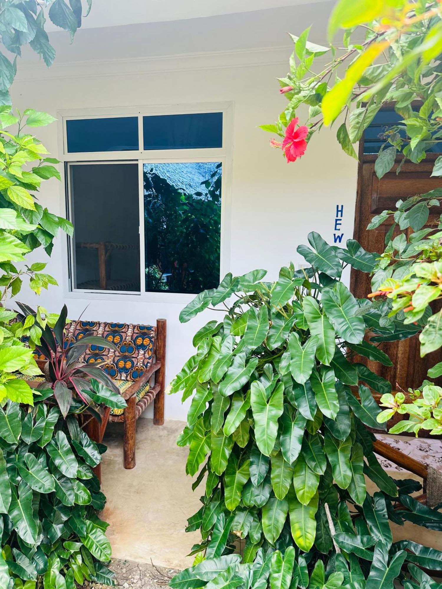 Lighthouse Guesthouse 南威 外观 照片
